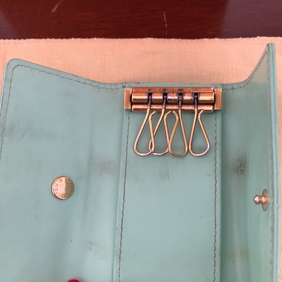 LV set of wallet and key chain - Picture 3 of 4